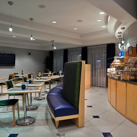 Holiday Inn Express Hotel & Suites Austin Ne-Hutto By Ihg Dış mekan fotoğraf